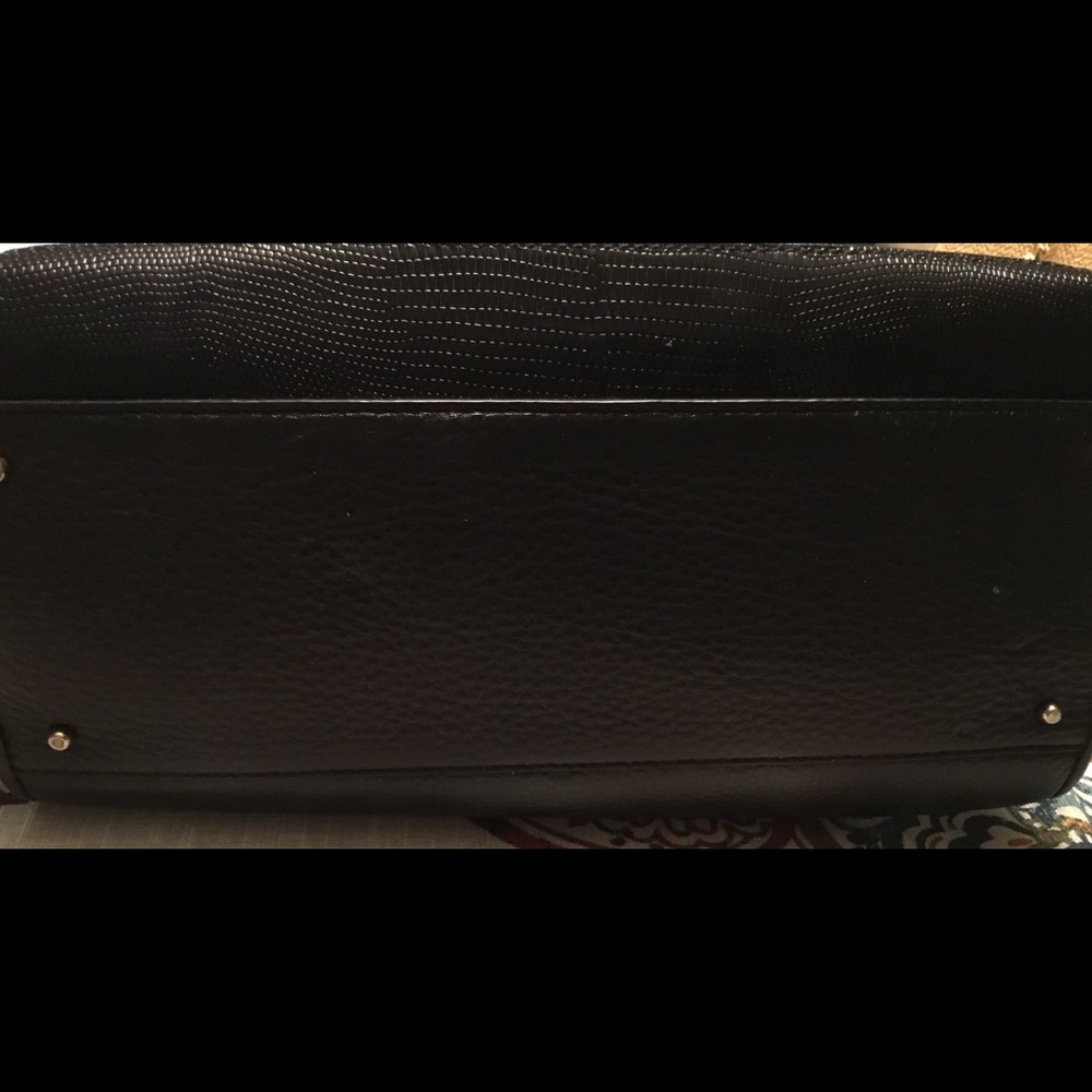 Kate Spade Satchel ....barely used - Picture 4 of 6